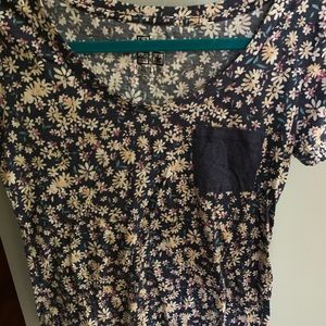 Pacsun Floral t shirt